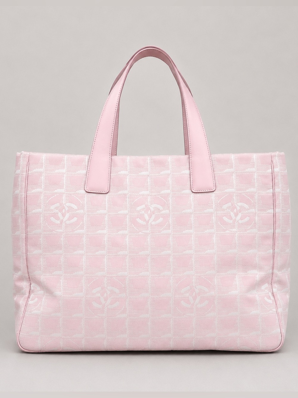 CHANEL CC logo Pink Tote - Picture 14 of 14